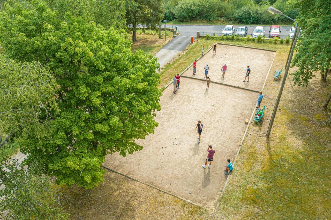 Village De Gites De La Foret De Ganigal Le Malzieu-Ville Esterno foto